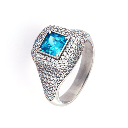 RING WITH PAVE' HEAD AND SQUARE STONE