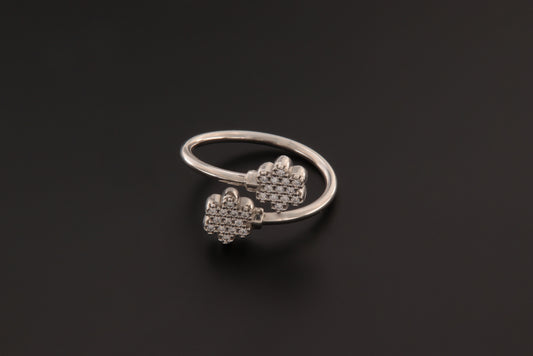 CONTRASTING FLOWER RING